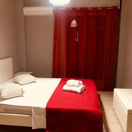 Merilyn Central Apartment Афіни Екстер'єр фото