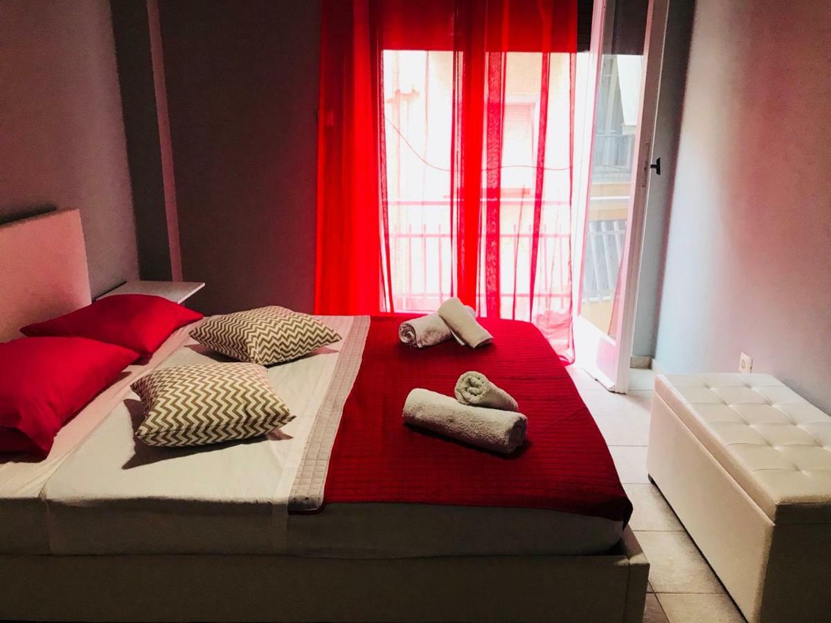Merilyn Central Apartment Афіни Екстер'єр фото
